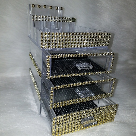 Makeup Organizer - Picture 3 of 4